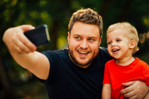 Father's Day Activities- selfie time with kids